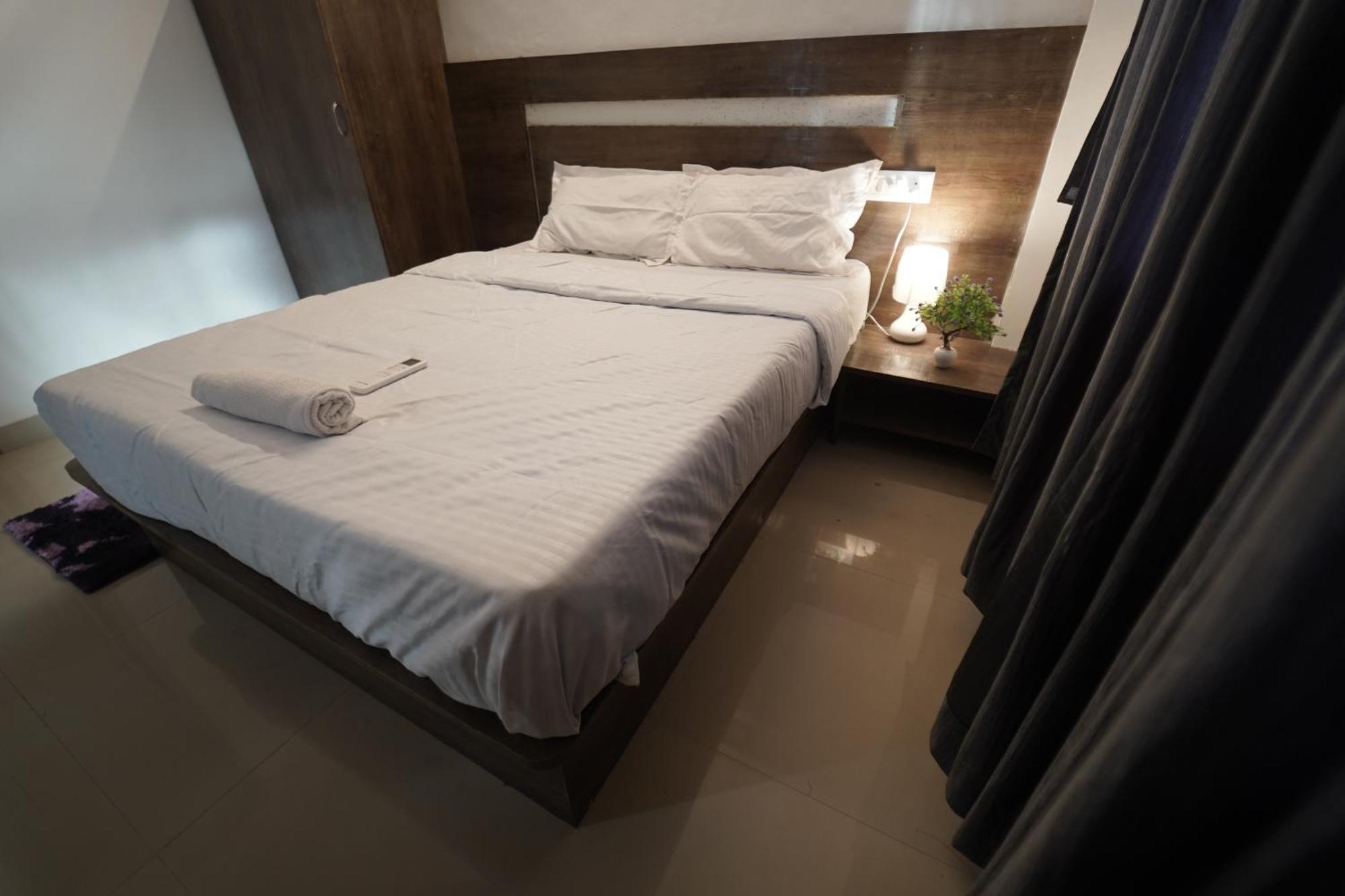 Ananya Villa Ac Luxury Ll 3Bhk Ll Private Villa Ll With Swimming Pool Ll 罗纳瓦拉 外观 照片