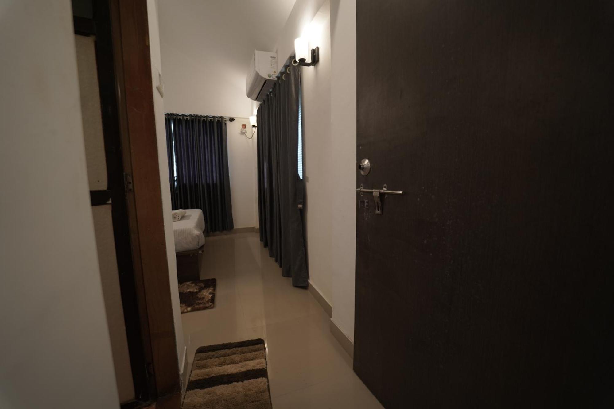 Ananya Villa Ac Luxury Ll 3Bhk Ll Private Villa Ll With Swimming Pool Ll 罗纳瓦拉 外观 照片
