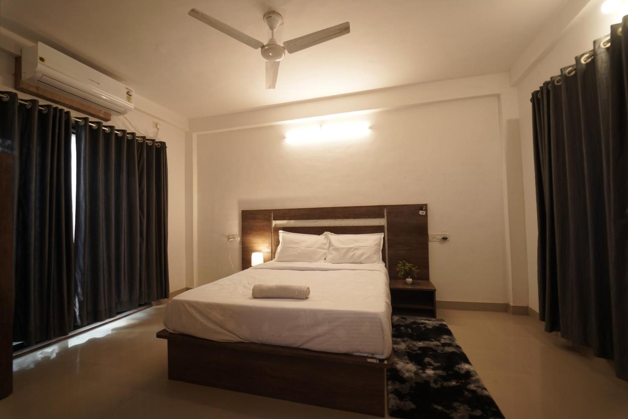 Ananya Villa Ac Luxury Ll 3Bhk Ll Private Villa Ll With Swimming Pool Ll 罗纳瓦拉 外观 照片