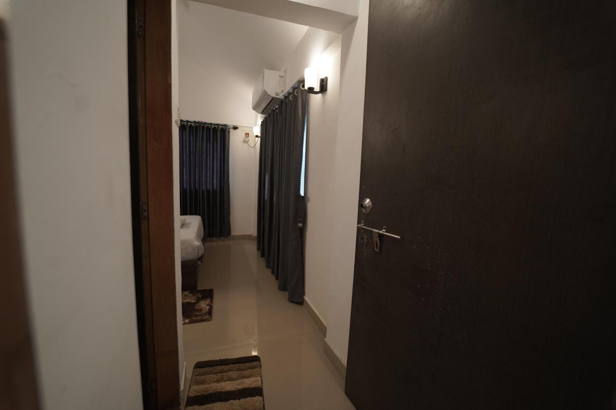Ananya Villa Ac Luxury Ll 3Bhk Ll Private Villa Ll With Swimming Pool Ll 罗纳瓦拉 外观 照片